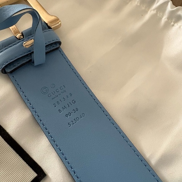 Gucci Light Blue Embossed Belt with Gold Buckle - Picture 3 of 3